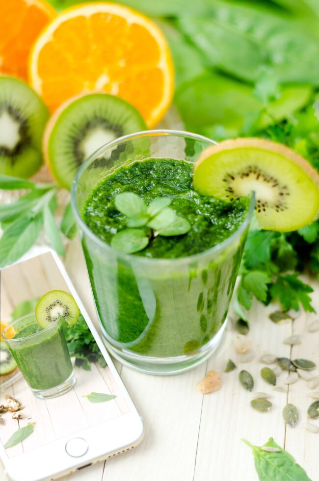 mint and kiwi healthy fruit drink
